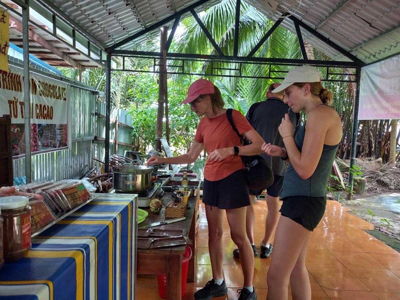 Mecong Homestay Ben Tre Exterior photo
